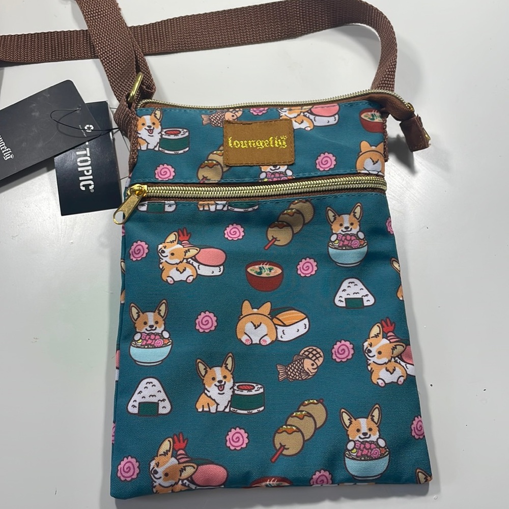 New loungefly crossbody bag